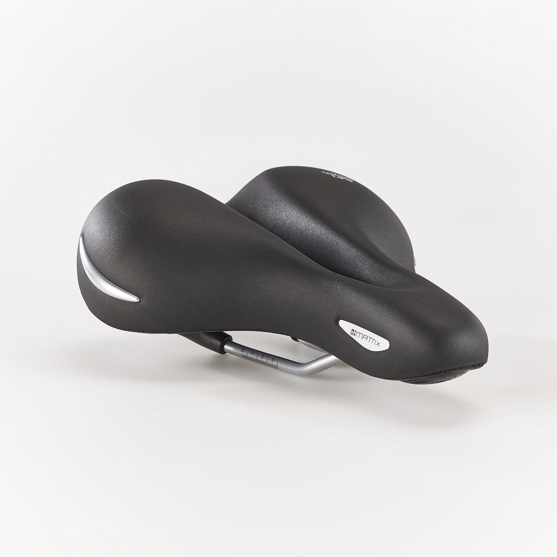 MATRIX Trekking Sattel Gel Comfort Damen Moderate Maße: 266 x 200 mm schwarz